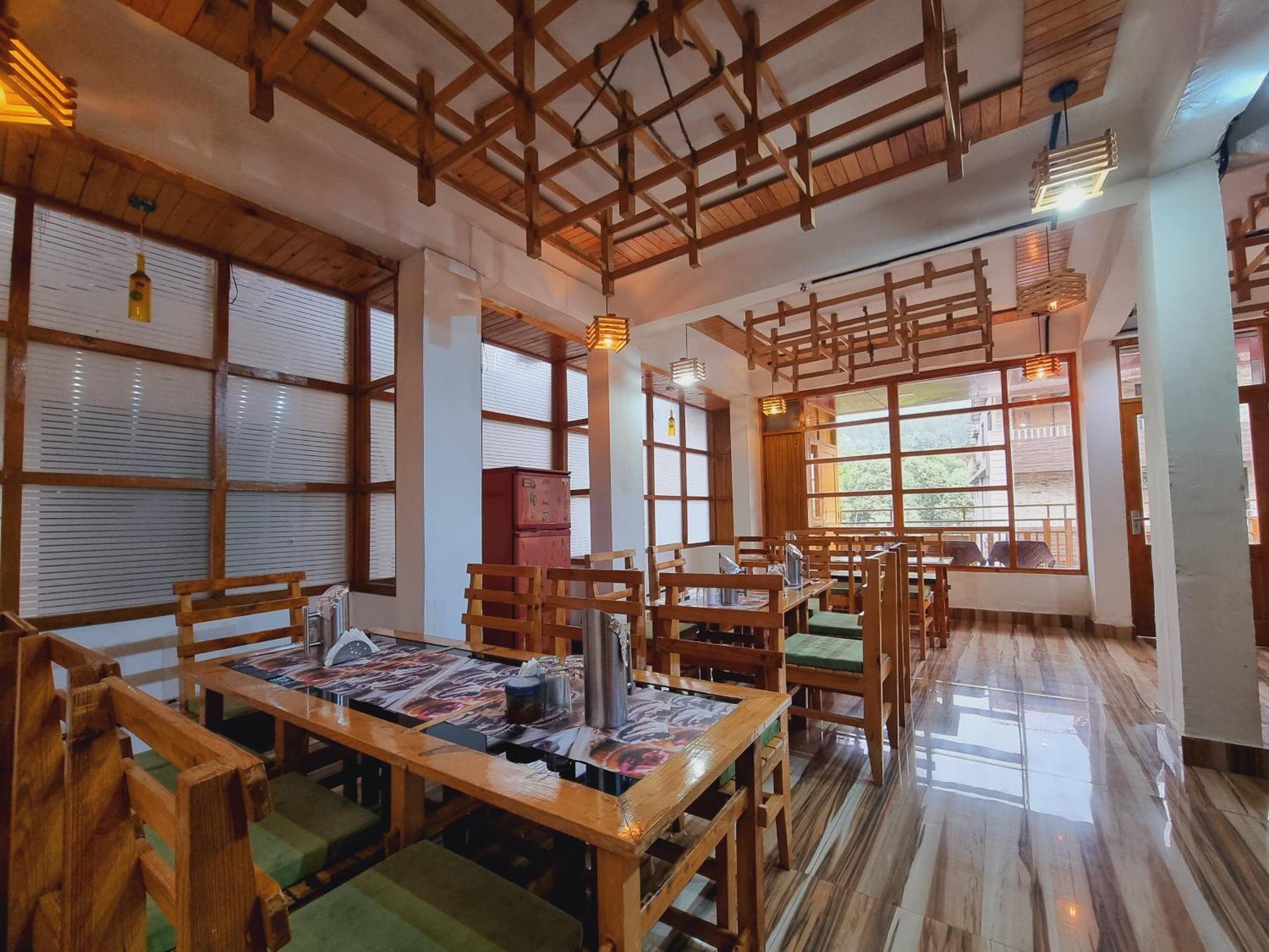 Wow Hotels Green View Dalhousie Extérieur photo