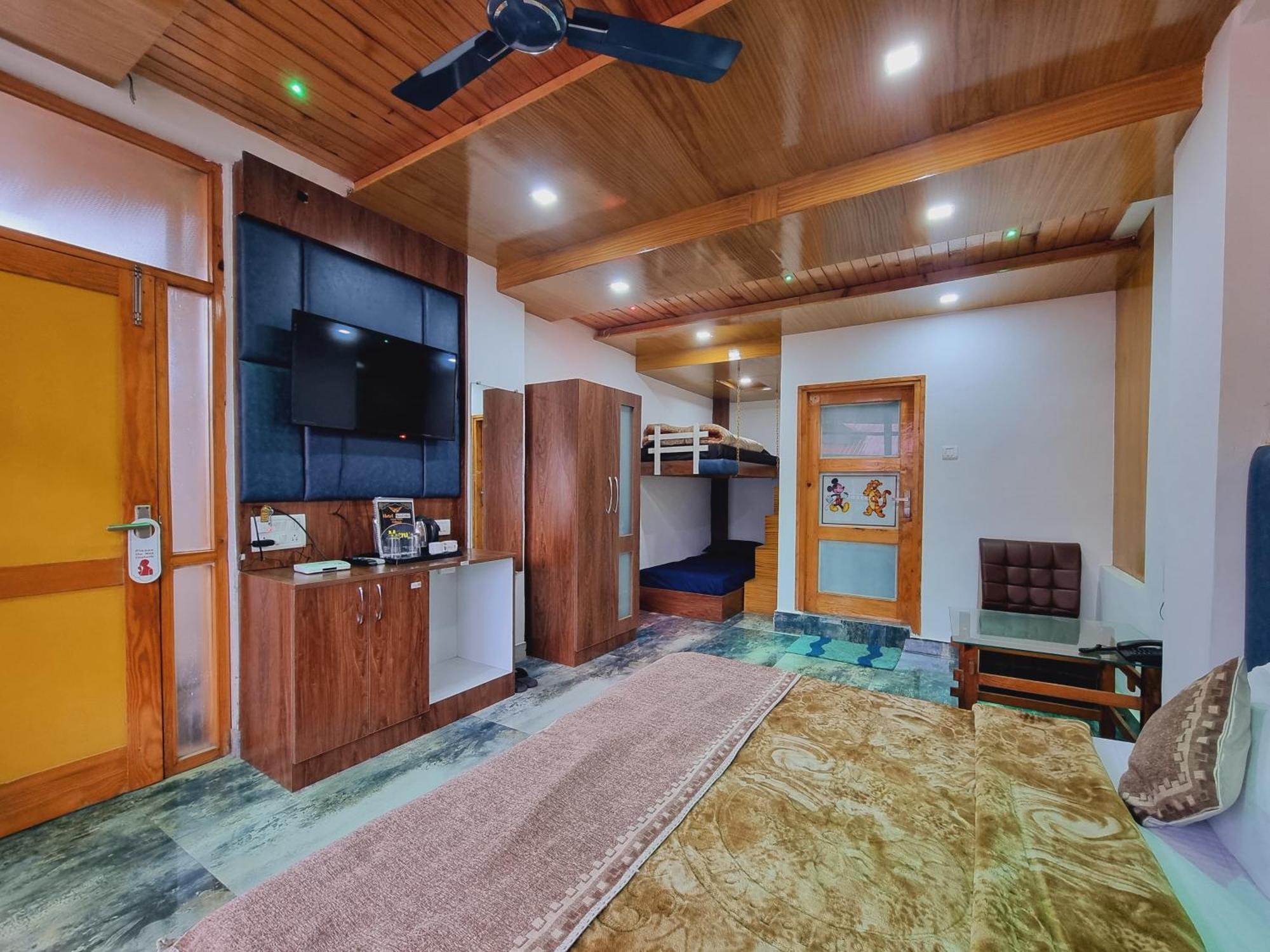 Wow Hotels Green View Dalhousie Extérieur photo