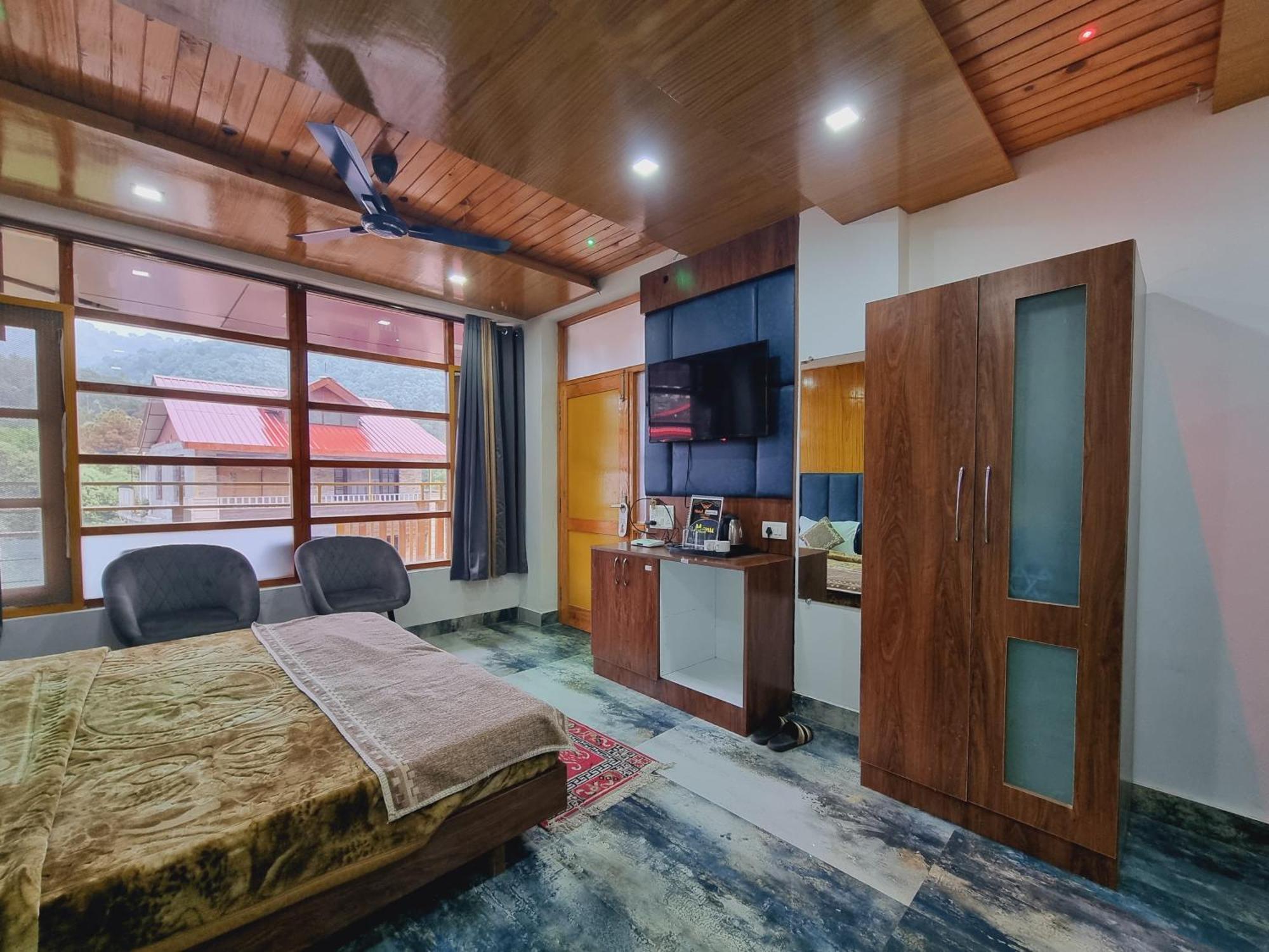 Wow Hotels Green View Dalhousie Extérieur photo