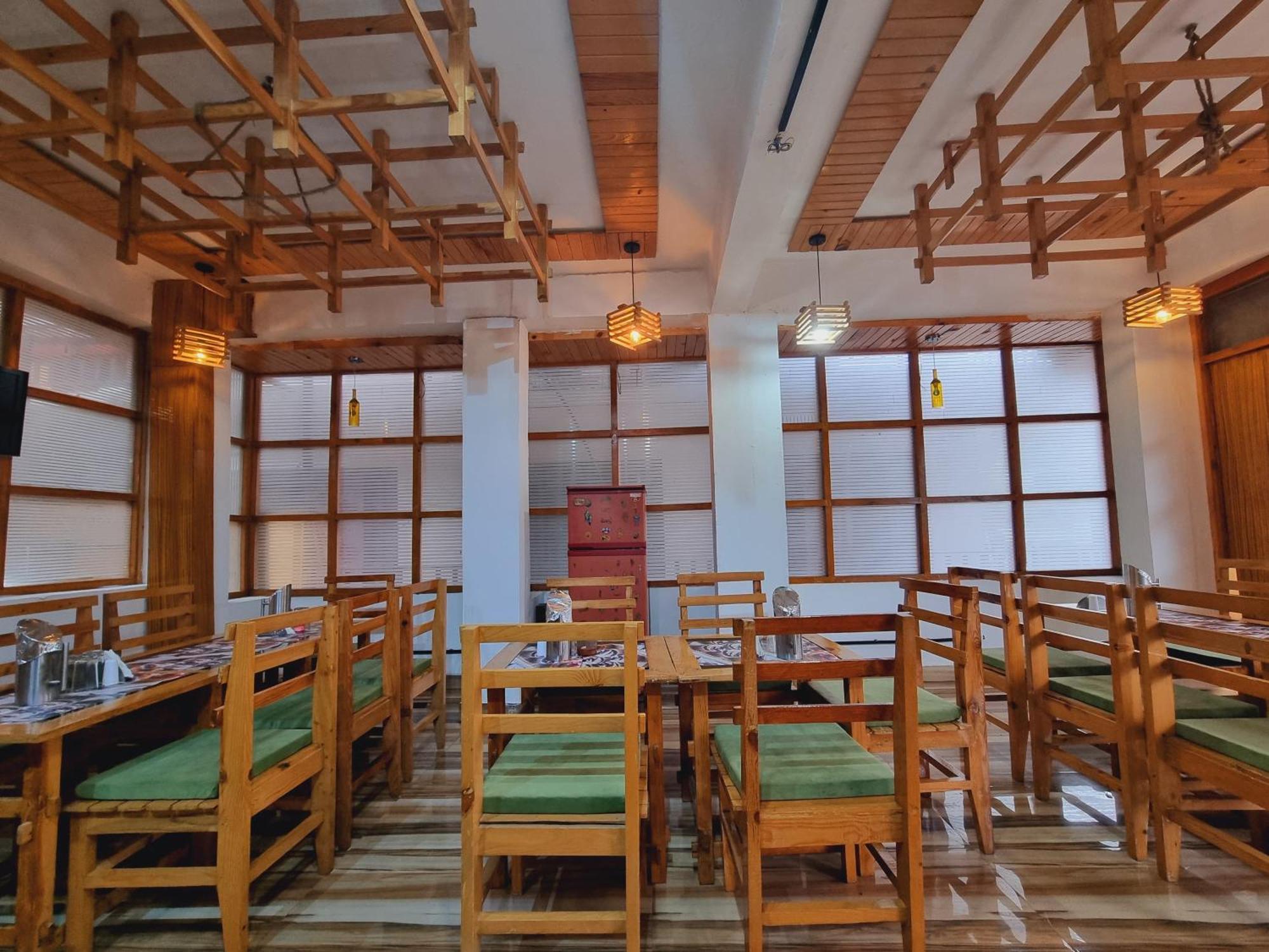 Wow Hotels Green View Dalhousie Extérieur photo