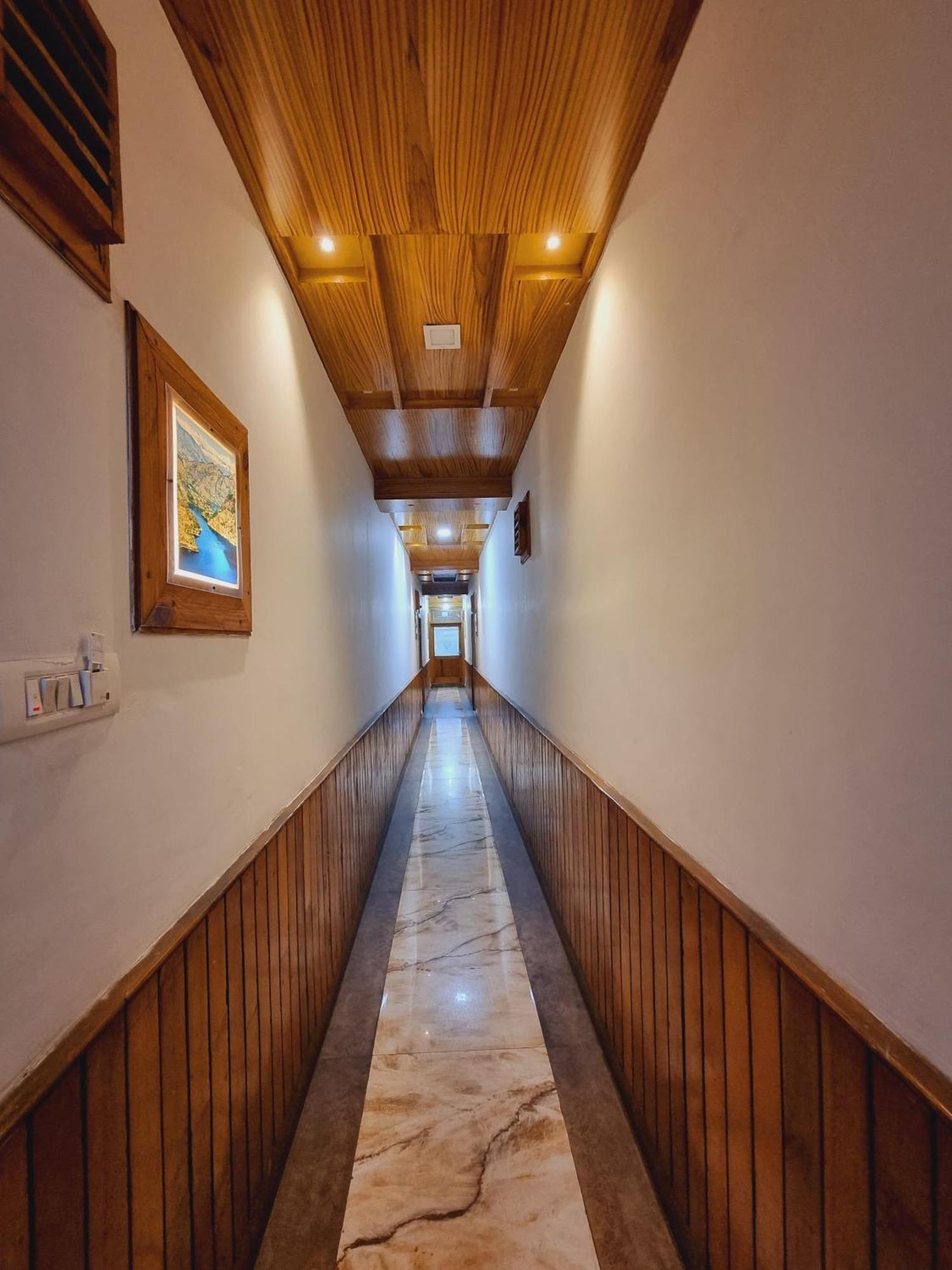 Wow Hotels Green View Dalhousie Extérieur photo