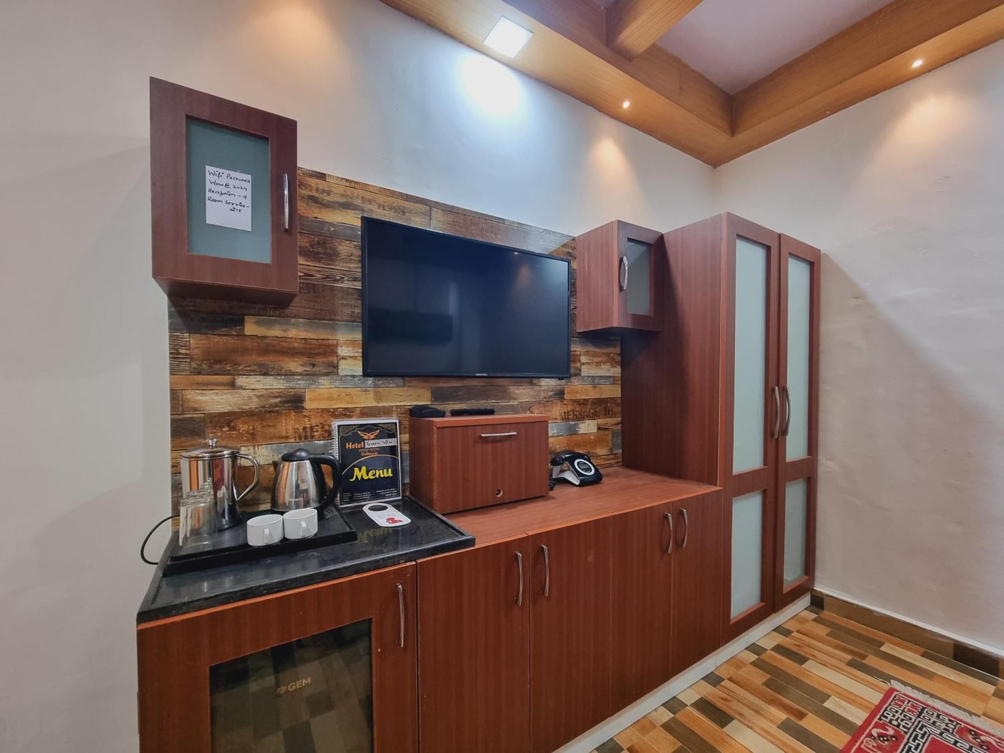 Wow Hotels Green View Dalhousie Extérieur photo