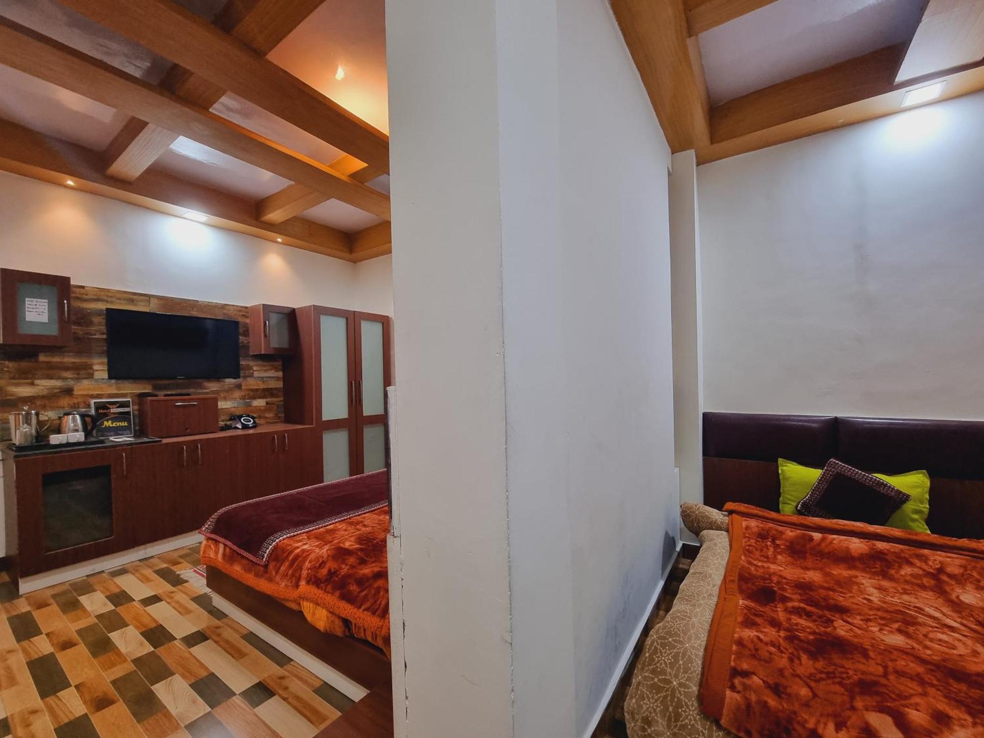 Wow Hotels Green View Dalhousie Extérieur photo